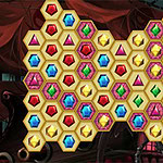 Pantalla de juego de rompecabezas con gemas hexagonales de colores formando una figura en forma de corazón sobre un fondo oscuro con cortinas rojas